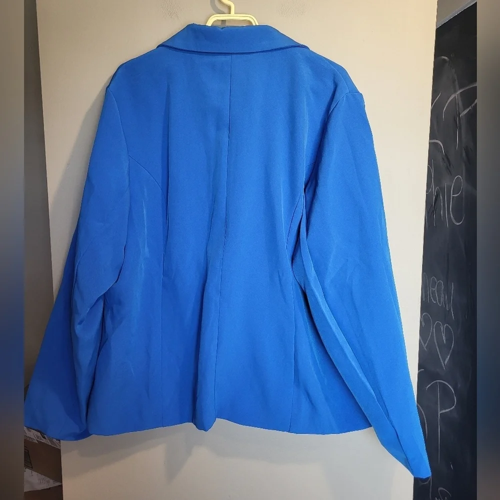 Chic Women's Blue Blazer,  Plus Size 3X - Picture 2 of 3